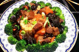 红烧肉炖糯玉米的做法 红烧肉炖糯玉米怎么做