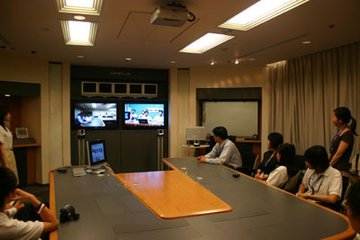 梦见会议室开会