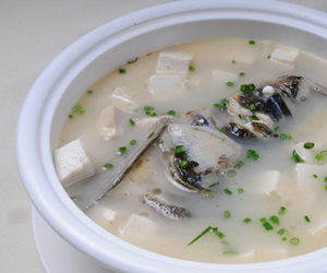 鱼头豆腐汤的做法 鱼头豆腐汤怎么做