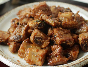 秘制蒜香排骨的做法 秘制蒜香排骨怎么做