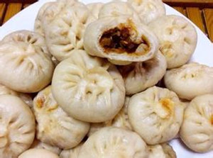 家常酱肉包子的做法