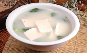 姜葱豆腐汤的做法 姜葱豆腐汤怎么做