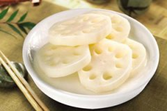 ź ź