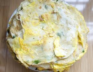 葱油鸡蛋饼的做法