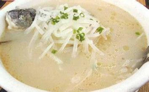 家常鲫鱼汤做法