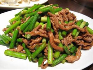 家常蒜薹炒肉的做法
