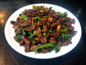 家常炒蚕蛹的做法