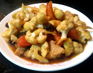 菜花炒肉的做法 菜花炒肉怎么做