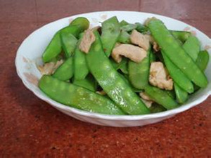 荷兰豆炒肉的做法