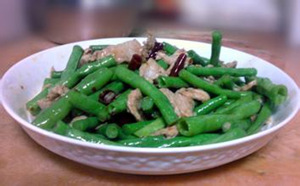 豆角炒肉的做法