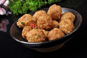 酥炸牛肉丸子的做法