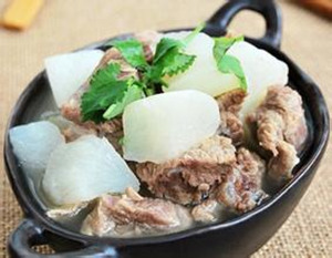 秘制牛肉炖萝卜的做法