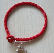 ����ֹ���֮�������ı෨�̳�ͼ��