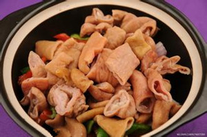 家常肥肠炖豆腐的做法