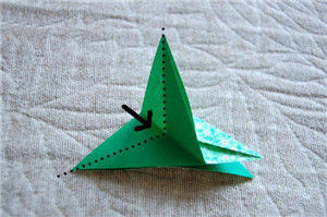 幸运四叶草折纸方法手工教程图解