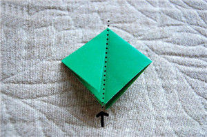 幸运四叶草折纸方法手工教程图解