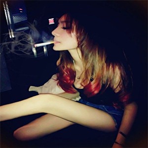高校女生吸烟率增高