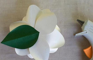 手工制作工艺品之卡纸手工制作栀子花纸艺手工花