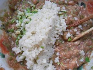 莲菜饺子馅的做法
