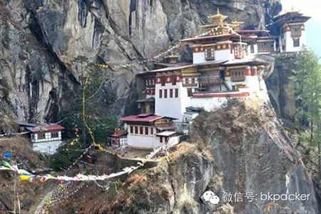 自驾游中的12壮丽神殿