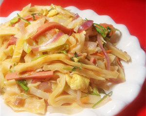 蔬菜焖饼的做法