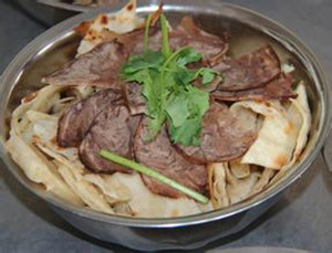 ʯ��ׯ��ʳ֮ţ���ֱ�������