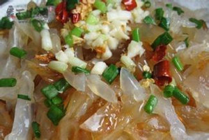 海蜇拌豆腐皮的做法