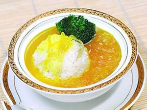 鱼翅捞饭的做法