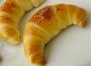 金牛角面包的做法 面包攻略之豆沙面包