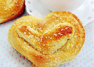 心形椰蓉面包的做法 面包攻略之椰蓉面包