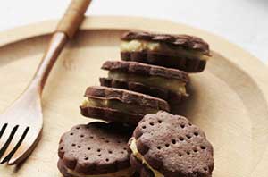 巧克力香橙夹心饼干的做法