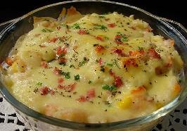 土豆泥怎么做好吃 培根芝士焗土豆泥做法