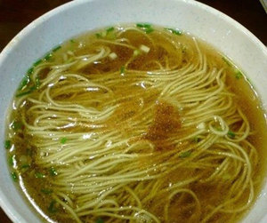 芜湖美食之虾子面的做法: