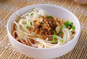 成都特色美食之担担面的做法