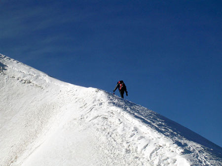 攀登雪山注意事项