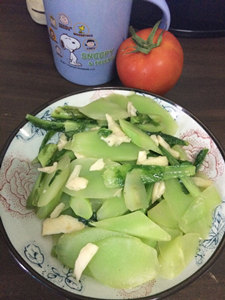 素炒莴笋的做法