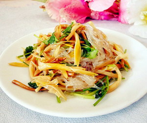 芥末粉丝黄花菜