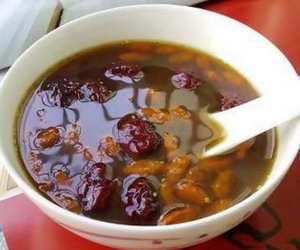 阿胶红枣糖水