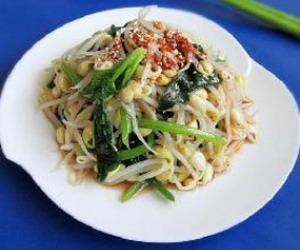 凉拌黄豆芽