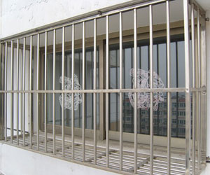 不锈钢防盗窗图片