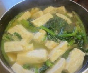 菠菜豆腐汤