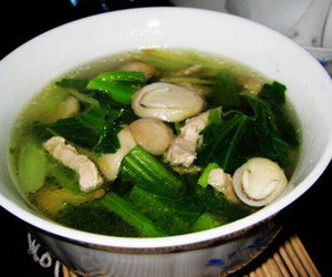 草菇芥菜汤