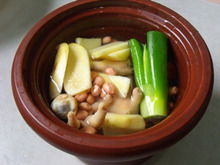 鸡爪花生汤做法 如何做鸡爪花生汤好吃