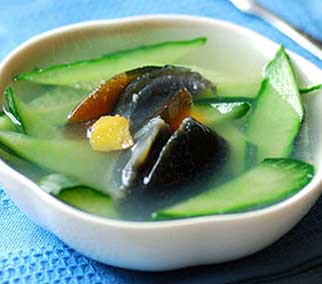 黄瓜皮蛋汤的做法