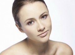 ���ϳ�ɫ�߸���ô�����ȥ�� ��򵥵���߷���