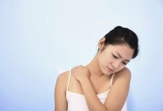 白领如何简单防治颈椎病 防治颈椎病方法