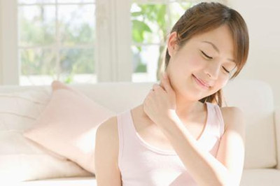 睡觉落枕怎么办 小方法急救落枕的脖子