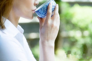 喝中药能喝茶吗