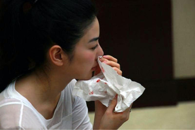 ����Ѫ��ô���� ����Ѫ��������ǰ������Ѫ