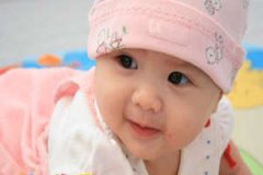 СŮ������������ 100������ʫ���Ů������